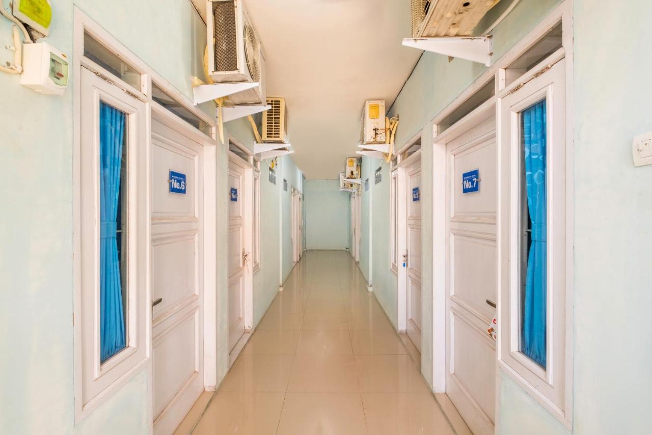 Reddoorz Syariah At Jl Pangeran Hidayatullah Cianjur Ξενοδοχείο Εξωτερικό φωτογραφία